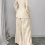 بدلة نسائية