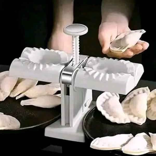 قطاعة السمبوسه اليدوية