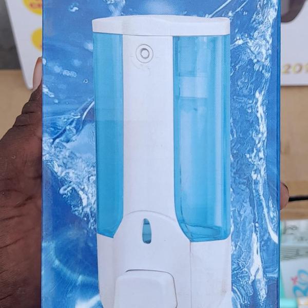 حامل وموزع صابون