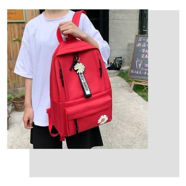 طقم حقائب ظهر بأشكال مختلفه